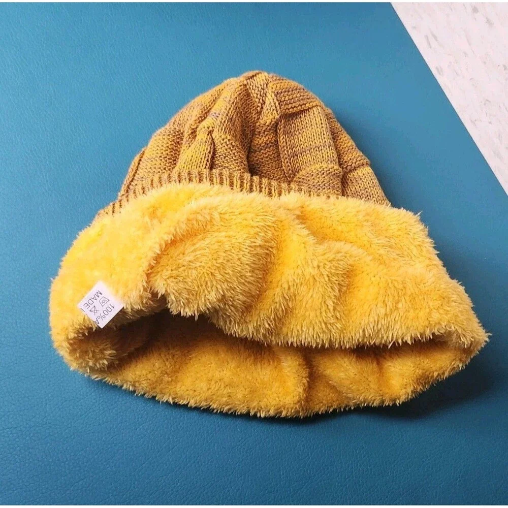 Stocking Cap Redess Beanie/ Slouch Hat Stay Warm For Winter One Size Fits